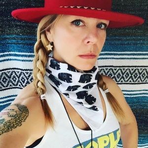 Red Brixton Stills hat  XS, 6 3/4 , 21¼”